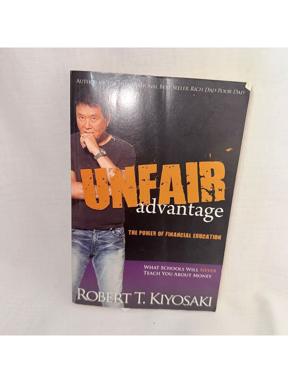 Unfair advantage Robert T Kiyosaki